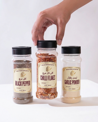 180ml spice jars labelled black pepper, chilli flakes and garlic powder